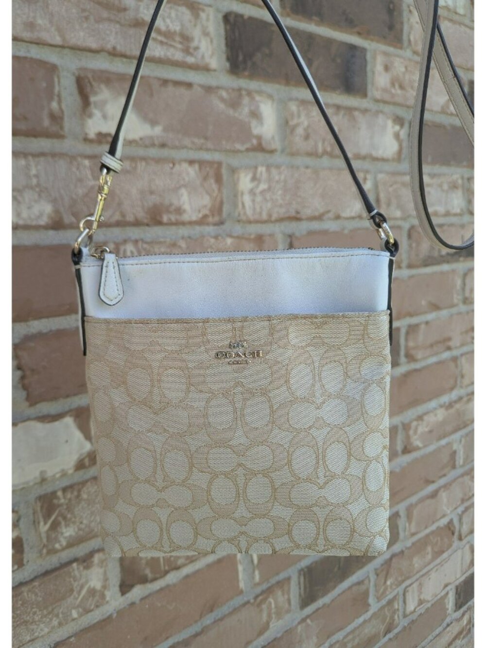 Coach North/South Swingpack Crossbody In Signature Fabric 52576